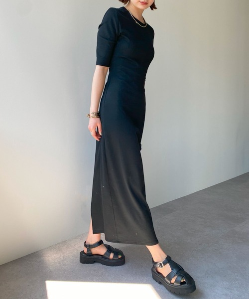 HANNE（アン）の「バックカットデザインワンピース（ワンピース・レディース・ベージュ/ブラック/グレー/ネイビー・FREE）」の11枚目の写真