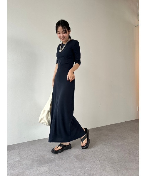 HANNE（アン）の「バックカットデザインワンピース（ワンピース・レディース・ベージュ/ブラック/グレー/ネイビー・FREE）」の18枚目の写真