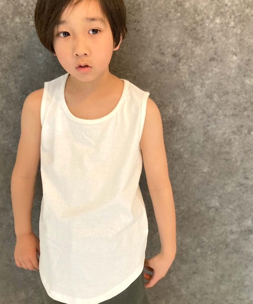 THE CASUAL(カジュアル)の「無地タンクトップ(タンクトップ・キッズ・オフホワイト/オレンジ/ネイビー/ダークグリーン/チャコール/ベージュ/杢グレー/ミント/モカ/ブラック・150cm/130cm/110cm/140cm/160cm/120cm)」の2枚目の写真