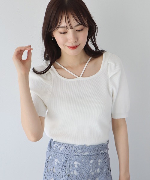 BLUEEAST（ブルーイースト）の「前後2WAYホルターネックプルオーバー（ニット/セーター・レディース・ブラック/ベージュ/オフホワイト/ブルー・MEDIUM）」の9枚目の写真