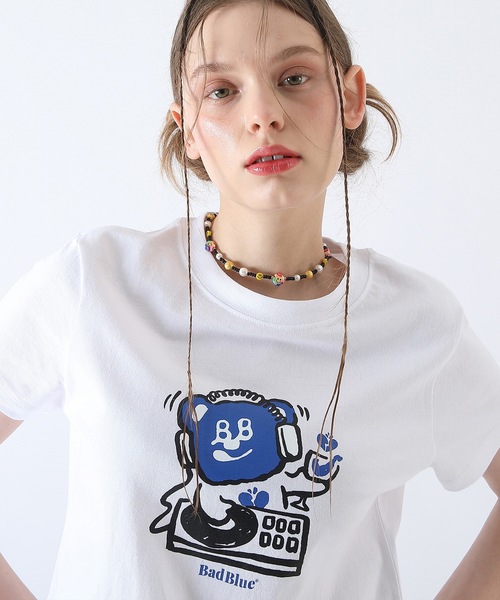 BadBlue（バッドブルー）の「【BadBlue 】DJ BadBear Crop Tee White（Tシャツ/カットソー・レディース・ホワイト×ブルー・FREE）」の5枚目の写真