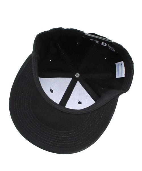 styles（スタイルス）の「ユニセックス チャンピオン ニューヨーク キャップ Champion NYC CAP P1411-04（キャップ・レディース・ブラック/ネイビー/ホワイト・ONE SIZE）」の5枚目の写真