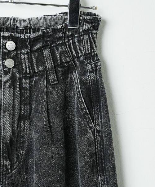 WEGO（ウィゴー）の「WEGO/【マルチサイズ】ウエストフリルデニムマムパンツ（デニムパンツ・レディース・ライトインディゴブルー/コバルトブルー/ブラック系その他/ブラック・MEDIUM/SMALL/LARGE/X-SMALL）」の5枚目の写真