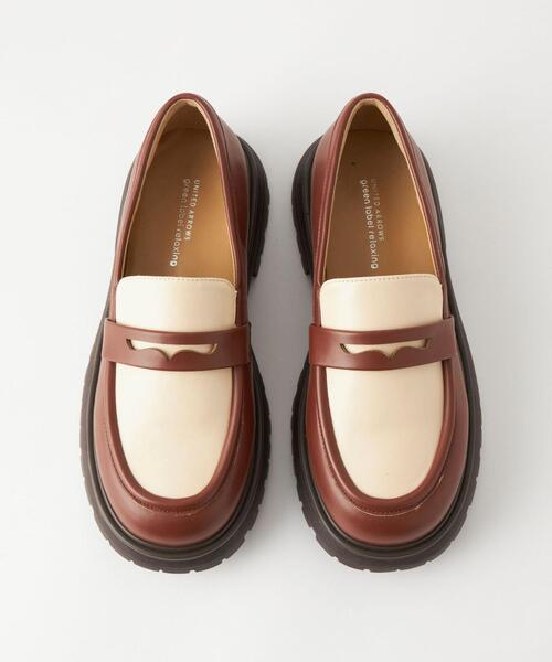 green label relaxing(グリーンレーベルリラクシング)の「バイカラー ローファー 22cm-23cm(ローファー・キッズ・ブラック/ブラウン・22cm/23cm)」の3枚目の写真