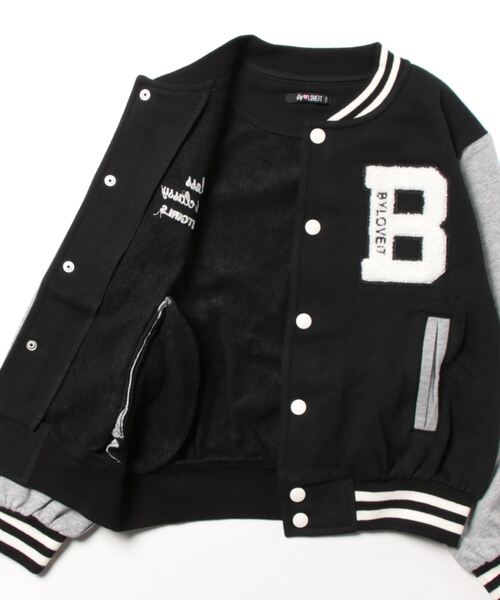 by LOVEiT(バイラビット)の「Bワッペン裏毛スタジャン(Tシャツ/カットソー・キッズ・ブラック/ベージュ/ピンク・140cm/130cm/160cm/150cm/120cm)」の6枚目の写真