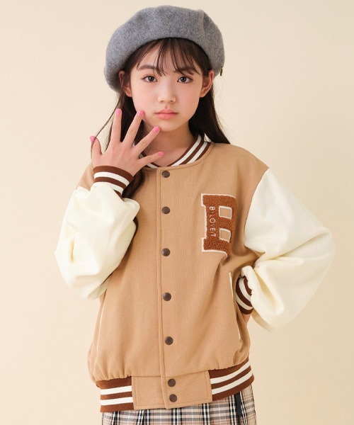 by LOVEiT(バイラビット)の「Bワッペン裏毛スタジャン(Tシャツ/カットソー・キッズ・ブラック/ベージュ/ピンク・140cm/130cm/160cm/150cm/120cm)」の22枚目の写真