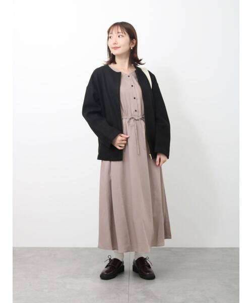 Te chichi TERRASSE（テチチテラス）の「ダブルフェイスノーカラー