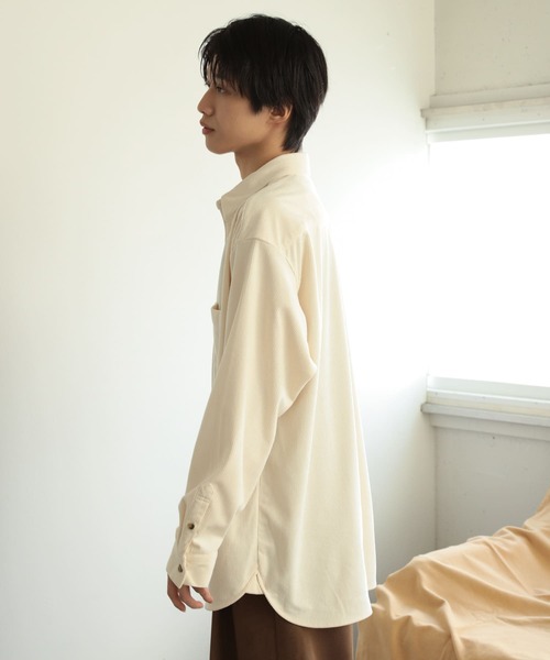 SENSE OF PLACE by URBAN RESEARCH(センスオブプレイスバイアーバンリサーチ)の「コーデュロイルーズシャツ(シャツ/ブラウス・メンズ・ブラック/ブルー/アイボリー/ライトカーキ・LARGE/MEDIUM)」の8枚目の写真