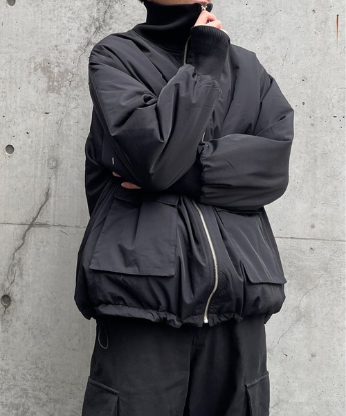 y/m by れぽすけ（イムバイレポスケ）の「中綿ビックポケットブルゾン（ダウンジャケット/コート・メンズ・アイボリー/ブラック・FREE）」の6枚目の写真