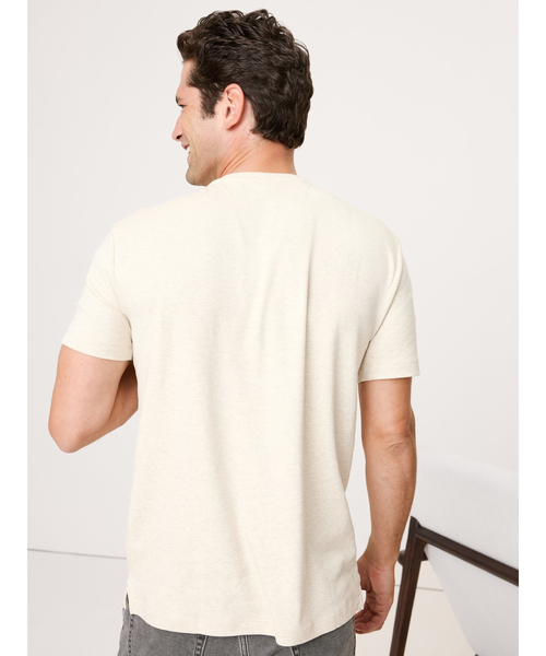 Banana Republic(バナナリパブリック)の「Luxury-Touch 半袖VネックTシャツ(Tシャツ/カットソー・メンズ・ブラック/ホワイト/ネイビー/チャコールグレー/ナチュラル/オリーブ・S/XL/L/M)」の15枚目の写真