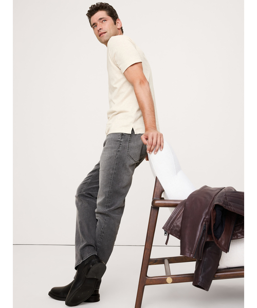 Banana Republic(バナナリパブリック)の「Luxury-Touch 半袖VネックTシャツ(Tシャツ/カットソー・メンズ・ブラック/ホワイト/ネイビー/チャコールグレー/ナチュラル/オリーブ・S/XL/L/M)」の19枚目の写真