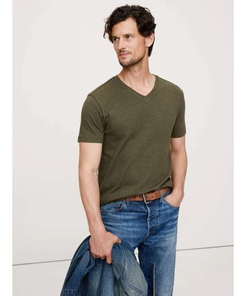 Banana Republic(バナナリパブリック)の「Luxury-Touch 半袖VネックTシャツ(Tシャツ/カットソー・メンズ・ブラック/ホワイト/ネイビー/チャコールグレー/ナチュラル/オリーブ・S/XL/L/M)」の5枚目の写真