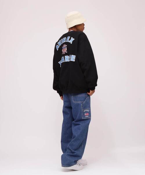 AVIREX（アヴィレックス）の「《AVIREX × XLARGE》CREWNECK VARSITY LOGO / クルーネック バーシティ ロゴ（スウェット・メンズ・ネイビー/ブラック・XL/M/L）」の5枚目の写真