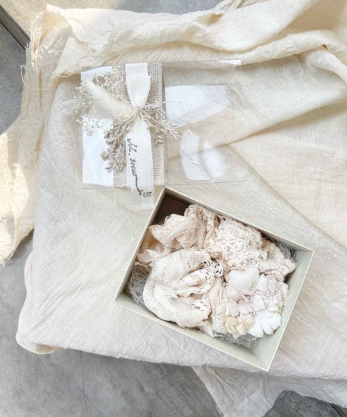 m.soeur（エムスール）の「リネンリボンのギフトボックス（大）（ラッピングキット・レディース・ベージュ・FREE）」の3枚目の写真