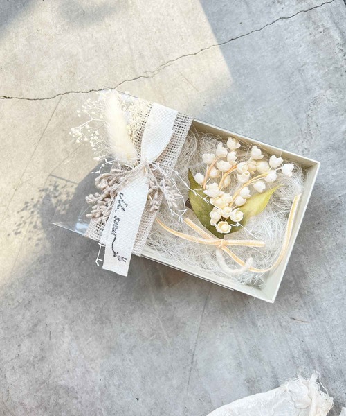 m.soeur（エムスール）の「リネンリボンのギフトボックス（大）（ラッピングキット・レディース・ベージュ・FREE）」の8枚目の写真