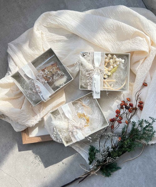 m.soeur（エムスール）の「リネンリボンのギフトボックス（大）（ラッピングキット・レディース・ベージュ・FREE）」の10枚目の写真