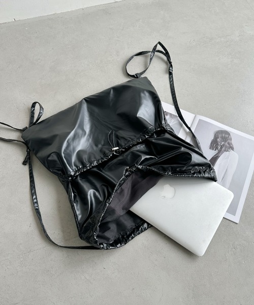 CLEA（クレア）の「メタリックドロストナップザック/リュック（バックパック/リュック・レディース・シルバー/ブラック・FREE）」の10枚目の写真