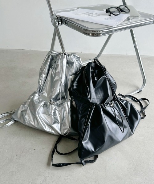 CLEA（クレア）の「メタリックドロストナップザック/リュック（バックパック/リュック・レディース・シルバー/ブラック・FREE）」の14枚目の写真