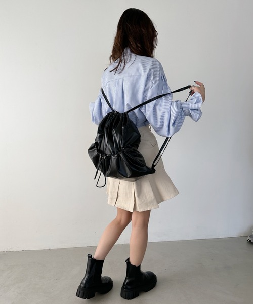 CLEA（クレア）の「メタリックドロストナップザック/リュック（バックパック/リュック・レディース・シルバー/ブラック・FREE）」の17枚目の写真