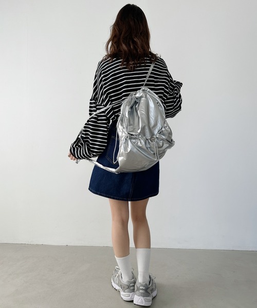CLEA（クレア）の「メタリックドロストナップザック/リュック（バックパック/リュック・レディース・シルバー/ブラック・FREE）」の16枚目の写真