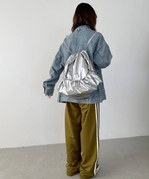 CLEA（クレア）の「メタリックドロストナップザック/リュック（バックパック/リュック・レディース・シルバー/ブラック・FREE）」の20枚目の写真