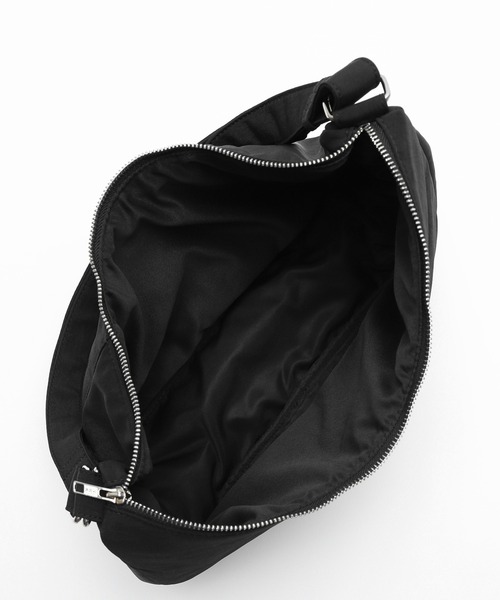 X-girl(エックスガール)の「RUBBER PATCH MESSENGER BAG(ショルダーバッグ・レディース・オリーブ/ピンク/ブラック・ONE SIZE)」の10枚目の写真