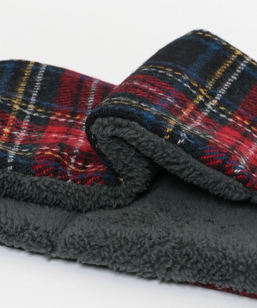 HARRIS TWEED(ハリスツイード)の「ハリスツイード中綿マフラー(マフラー・メンズ・ブラウン/ブラック/ネイビー/ブルー・ONE)」の16枚目の写真