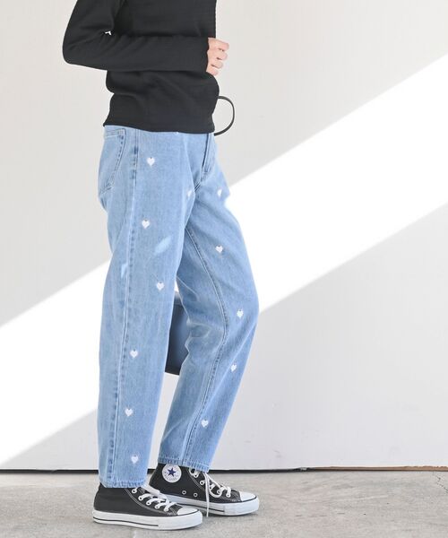rps（アールピーエス）の「ハート刺繍マムパンツ（デニムパンツ・レディース・サックスブルー/ブルー・M/L）」の13枚目の写真