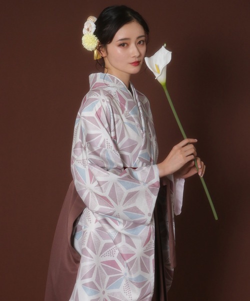 KYOETSU（キョウエツ）の「袴4点セット 華やかF レディース（着物・レディース・ブルー系その他2/ブラック系その他2/グレー系その他/ブラック系その他/ブラック系その他4/グレー系その他2/ブラック系その他3/ブルー系その他/ブラウン系その他/ブラウン系その他2/ピンク系その他2/パープル系その他/パープル系その他2/ブラック系その他6/ブラック系その他5/ピンク系その他・M/S/L/LL）」の9枚目の写真