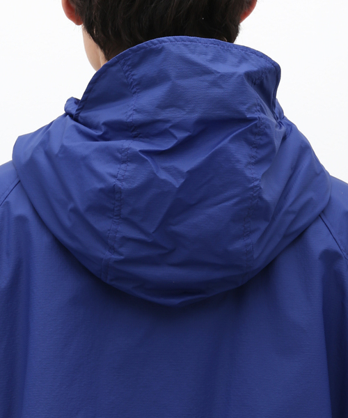 EDIFICE(エディフィス)の「【Product Twelve / プロダクト トゥエルブ】Rain Jacket(マウンテンパーカー・メンズ・ホワイト/ブルー・2/3)」の8枚目の写真