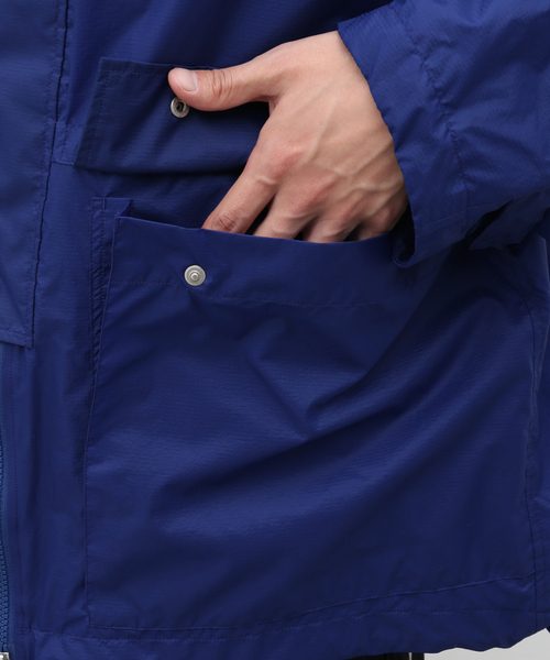 EDIFICE(エディフィス)の「【Product Twelve / プロダクト トゥエルブ】Rain Jacket(マウンテンパーカー・メンズ・ホワイト/ブルー・2/3)」の19枚目の写真