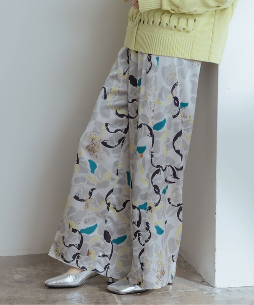 Eimee Law（エイミーロウ）の「ボタニカルジオメptリラックスパンツ（その他パンツ・レディース・ライトグレー/ベージュ・38）」の13枚目の写真