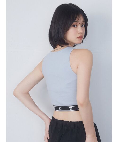 EMODA(エモダ)の「レイヤージャガードフィットトップ(Tシャツ/カットソー・レディース・ホワイト/ベージュ/ブラック/ブルー・FREE)」の6枚目の写真