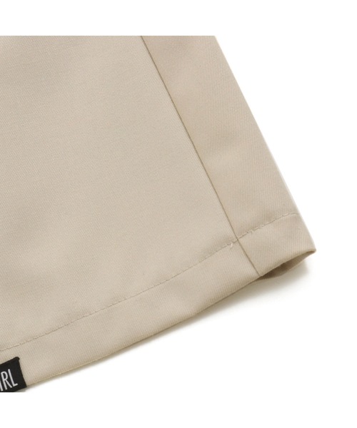 JENNI love(ジェニィラブ)の「【肩ひも調整可能】Vネックジャンスカ(ジャンパースカート・キッズ・ベージュ/ブラック・130cm/140cm/150cm/160cm)」の3枚目の写真