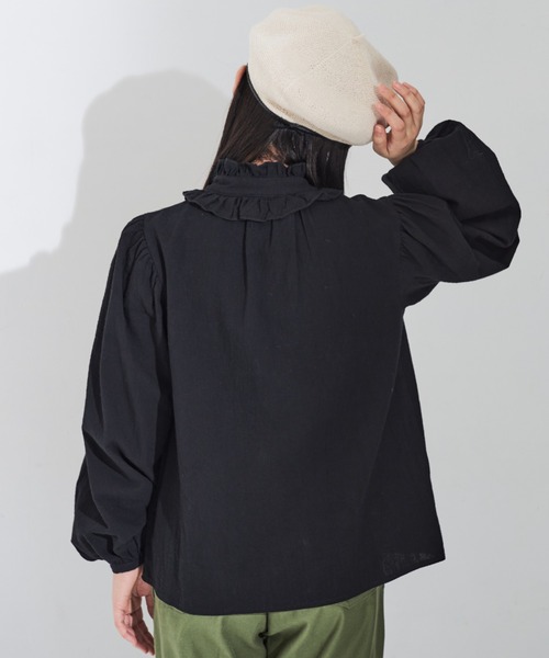 MERLOT(メルロー)の「ダブルフリル襟ブラウス(シャツ/ブラウス・レディース・ホワイト/ブラック・FREE)」の20枚目の写真