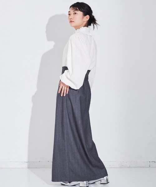 MERLOT(メルロー)の「ダブルフリル襟ブラウス(シャツ/ブラウス・レディース・ホワイト/ブラック・FREE)」の11枚目の写真