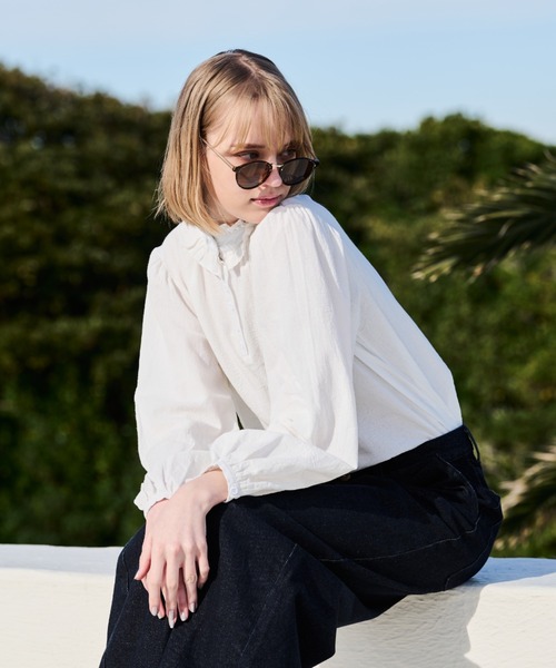 MERLOT(メルロー)の「ダブルフリル襟ブラウス(シャツ/ブラウス・レディース・ホワイト/ブラック・FREE)」の14枚目の写真