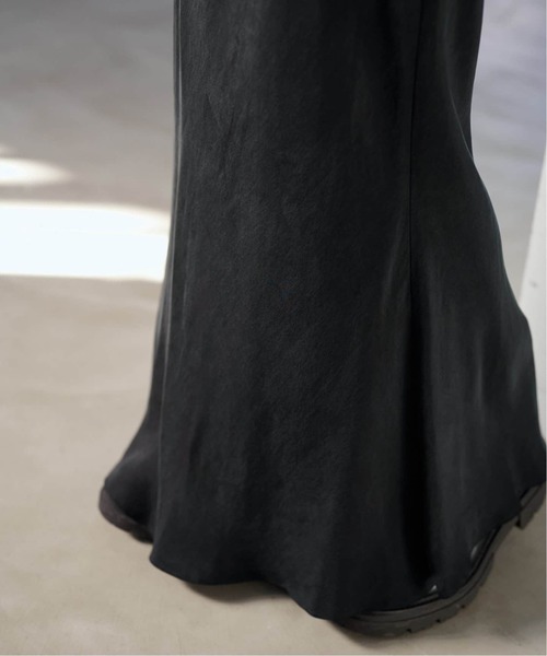 FRAMeWORK(フレームワーク)の「≪追加≫シルキーキュプラバイアススカート2(スカート・レディース・ブラック・40/36/38)」の10枚目の写真