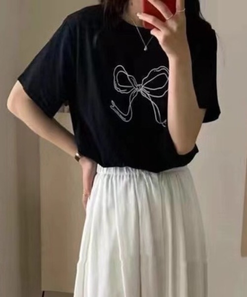 Sibra(シブラ)の「リボンプリントTシャツ(Tシャツ/カットソー・レディース・ブラック/ホワイト・M)」の13枚目の写真