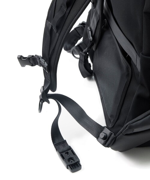beruf baggage(ベルーフバゲッジ)の「【beruf baggage/ベルーフ バゲッジ】NOMAD 30DR バックパック(バックパック/リュック・メンズ・ブラック・FREE)」の2枚目の写真
