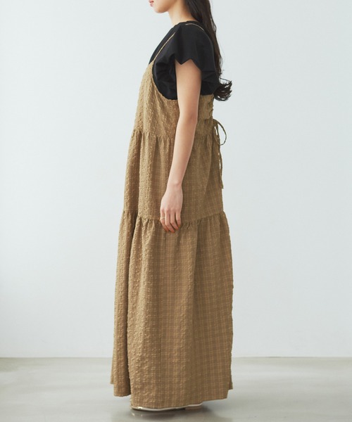 VIS（ビス）の「【洗える】ぽこぽこチェック柄ティアードキャミワンピース（ワンピース・レディース・ブラウン/グリーン/ブラック・FREE）」の9枚目の写真