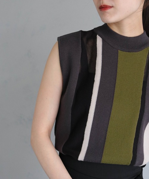 &g'aime（アンジェム）の「【&g’aime】シアー切替配色スリーブレスニット（ニット/セーター・レディース・ブラック/グレイッシュベージュ/チャコールグレー・FREE）」の15枚目の写真