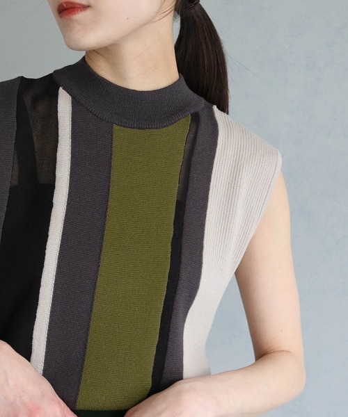 &g'aime（アンジェム）の「【&g’aime】シアー切替配色スリーブレスニット（ニット/セーター・レディース・ブラック/グレイッシュベージュ/チャコールグレー・FREE）」の13枚目の写真