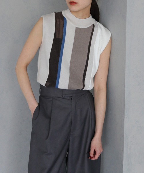 &g'aime（アンジェム）の「【&g’aime】シアー切替配色スリーブレスニット（ニット/セーター・レディース・ブラック/グレイッシュベージュ/チャコールグレー・FREE）」の21枚目の写真