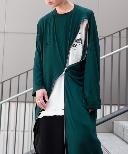 AFYF（エーエフワイエフ）の「AFYF EXTRA DRAGON ZIP T/ビッグシルエット エクストラ ドラゴンジップ Tシャツ（Tシャツ/カットソー・メンズ・ブラック系その他/グリーン系その他/ブラック系その他2・FREE）」の2枚目の写真