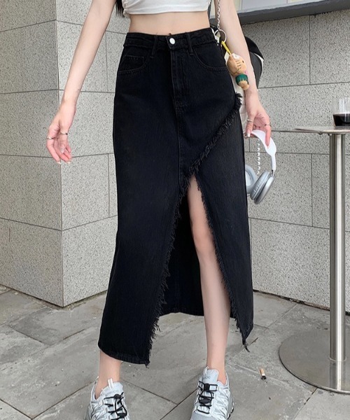 LADY LIKE(レディライク)の「フリンジスリットデニムロングスカート(デニムスカート・レディース・ダークグレー/ブラック/ブルー・S/M)」の21枚目の写真