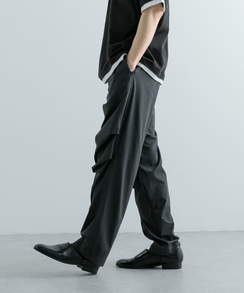 SENSE OF PLACE by URBAN RESEARCH（センスオブプレイスバイアーバンリサーチ）の「トラックスラックスパンツ（スラックス・メンズ・チャコールグレー/ライトグレー・MEDIUM/LARGE）」の6枚目の写真