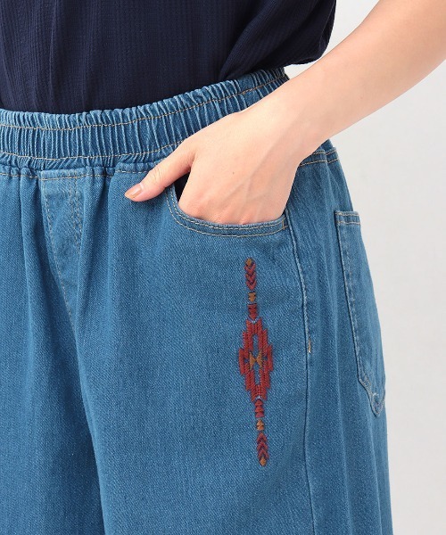 チチカカ(チチカカ)の「デニムバギーパンツ(デニムパンツ・レディース・ブルー/ブラック・MEDIUM/LARGE)」の13枚目の写真