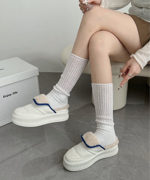 Shoes in Closet（シューズインクローゼット）の「軽量厚底プラットフォーム  リブソール ボア スリッポン/サンダル 2439（スリッポン・レディース・アイボリー/ベージュ/ブラック・M/S/LL/L）」の6枚目の写真