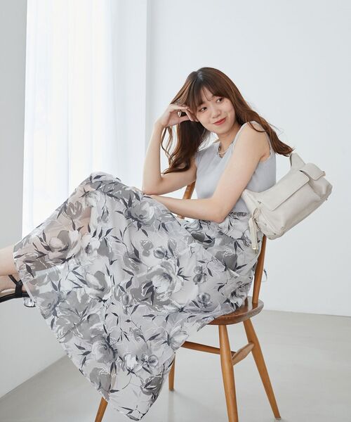 MAJESTIC LEGON(マジェスティックレゴン)の「【WEB限定アイテム】レースアップノースリドッキングワンピ(ワンピース・レディース・ピンク/グレー/オフホワイト・X-SMALL/SMALL/MEDIUM)」の13枚目の写真